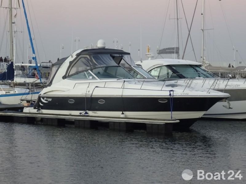 Cruisers 370 Express