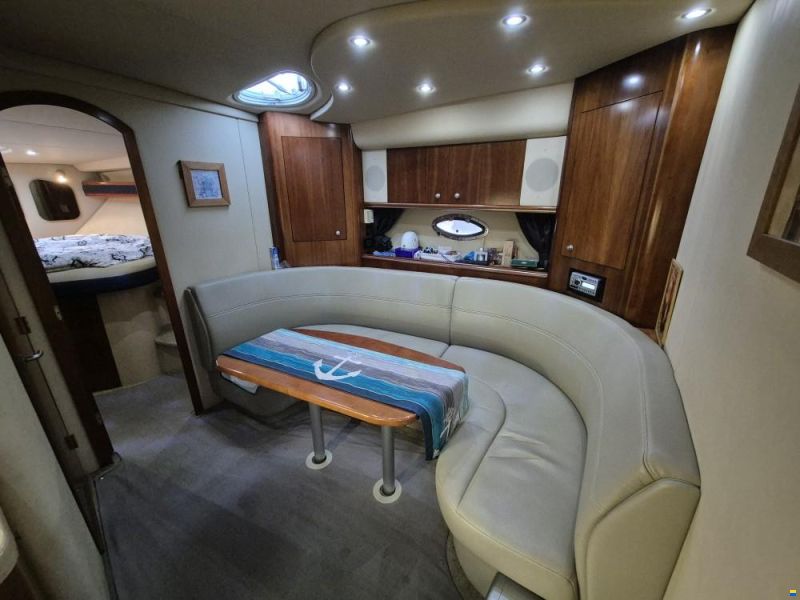 Cruisers 370 Express
