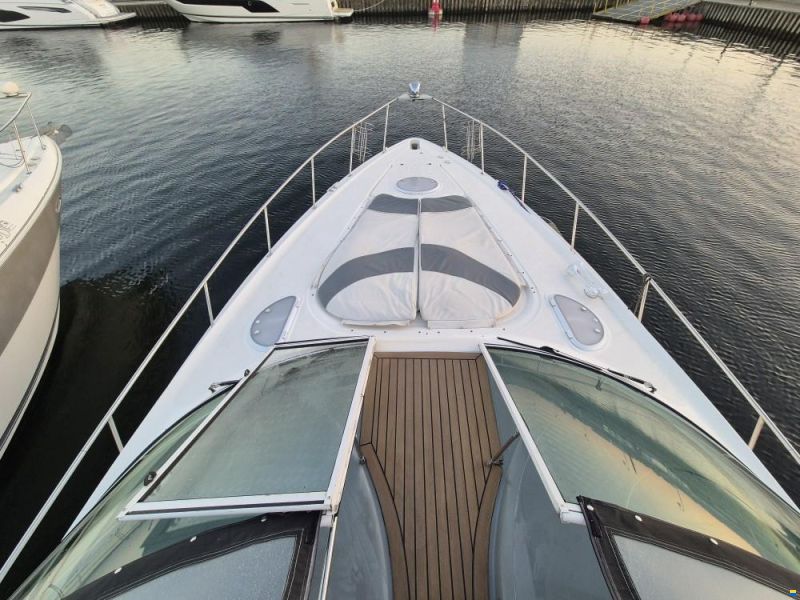 Cruisers 370 Express