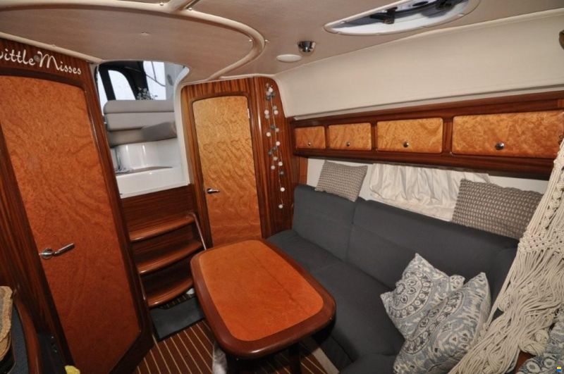 Bavaria 300