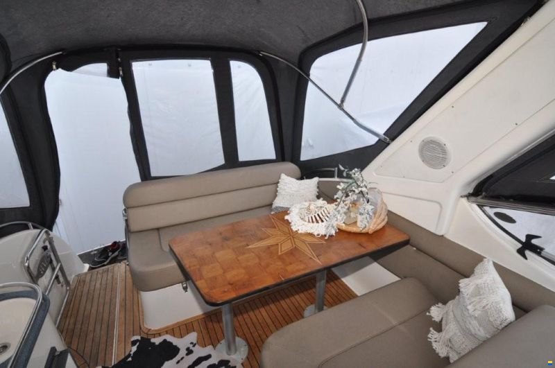 Bavaria 300