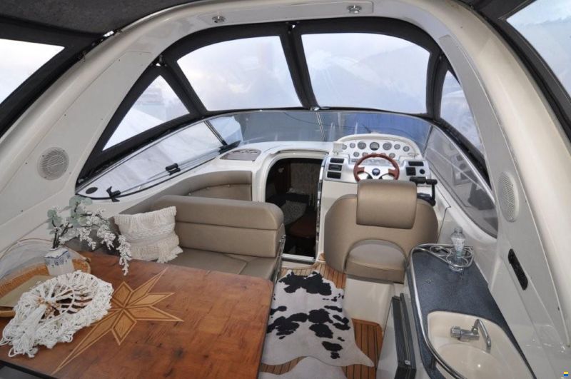 Bavaria 300