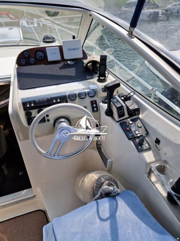 Sealine S 270