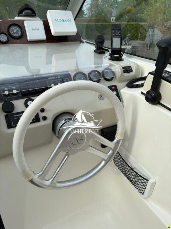 Sealine S 270