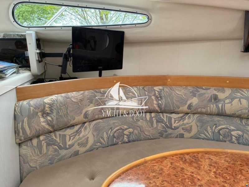 Sealine S 270