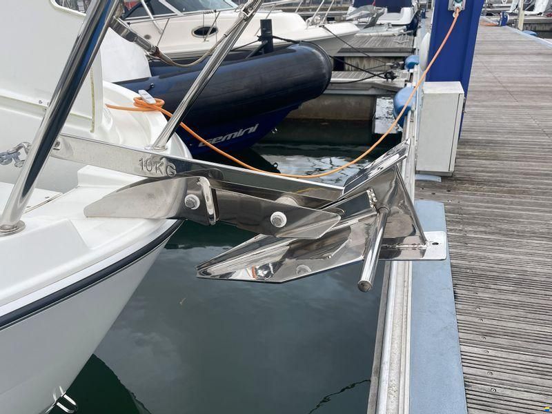 Jeanneau Beneteau Group Antares 8 V2