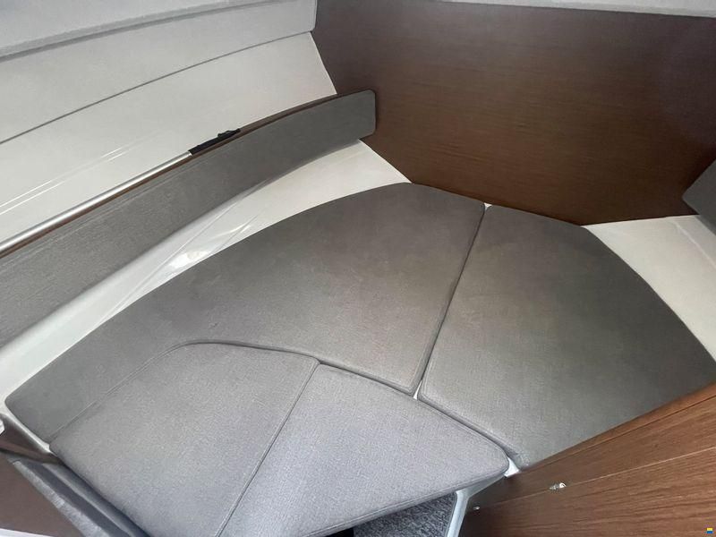 Jeanneau Beneteau Group Antares 8 V2