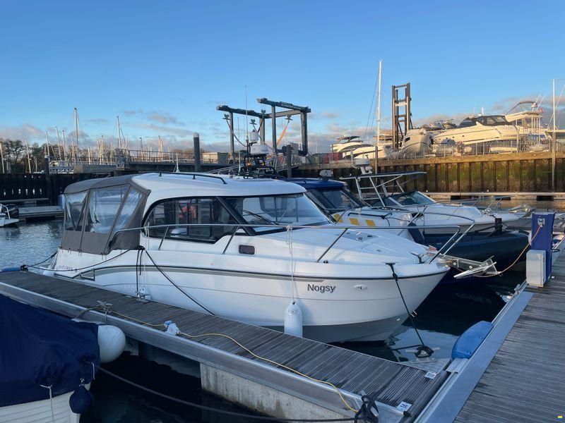 Jeanneau Beneteau Group Antares 8 V2