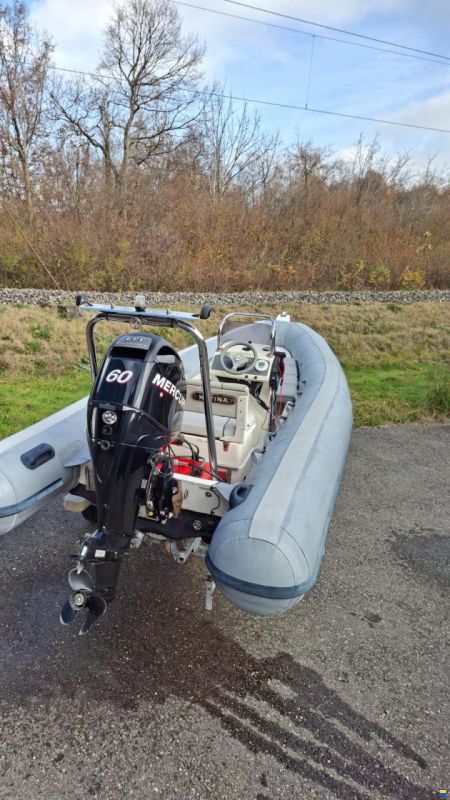 Valiant Vanguard 490