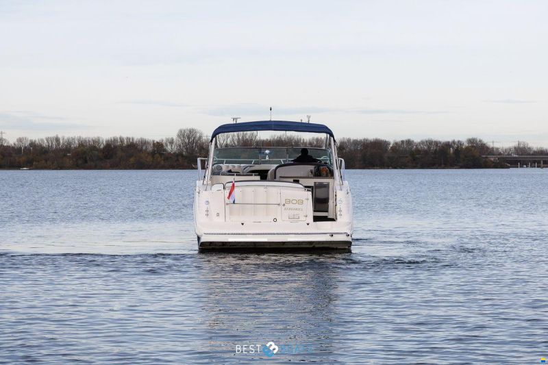 2002 Rinker 342 Fiesta Vee, Reserved