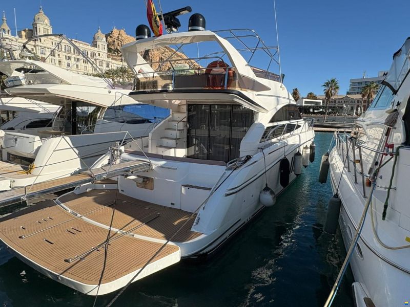 Princess 54