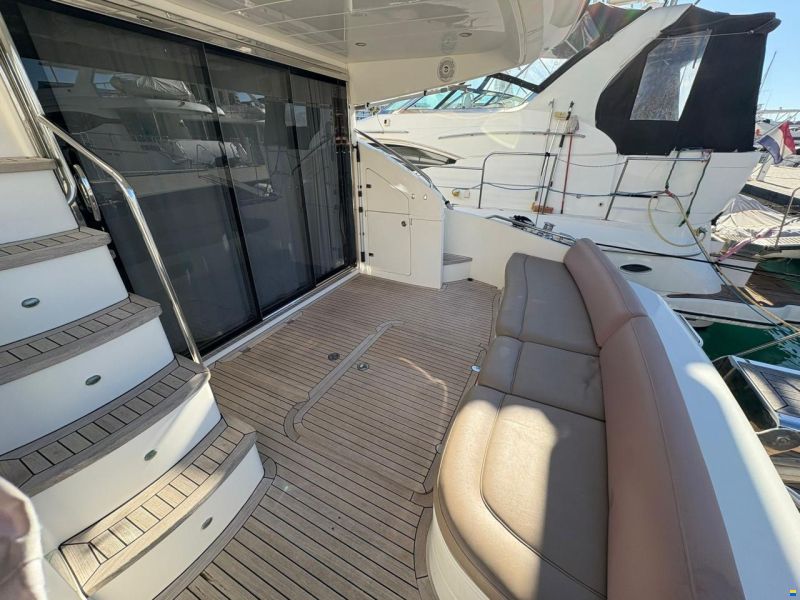 Princess 54