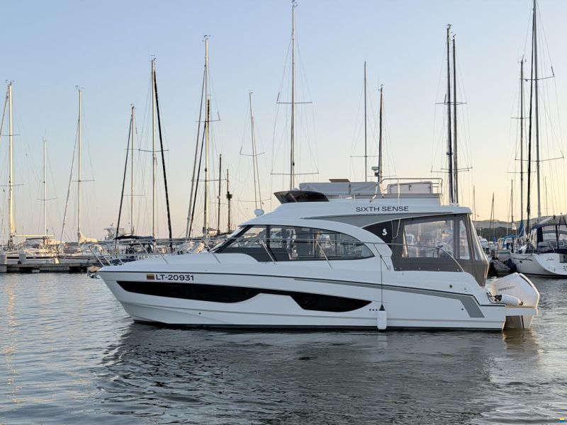 Beneteau Antares 11 OB Fly