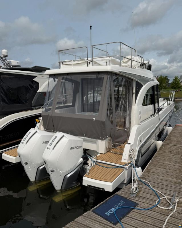 Beneteau Antares 11 OB Fly