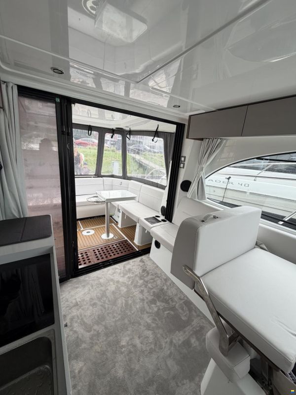 Beneteau Antares 11 OB Fly