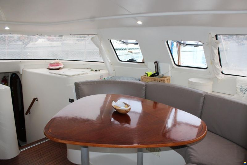 Fountaine Pajot Lavezzi 40