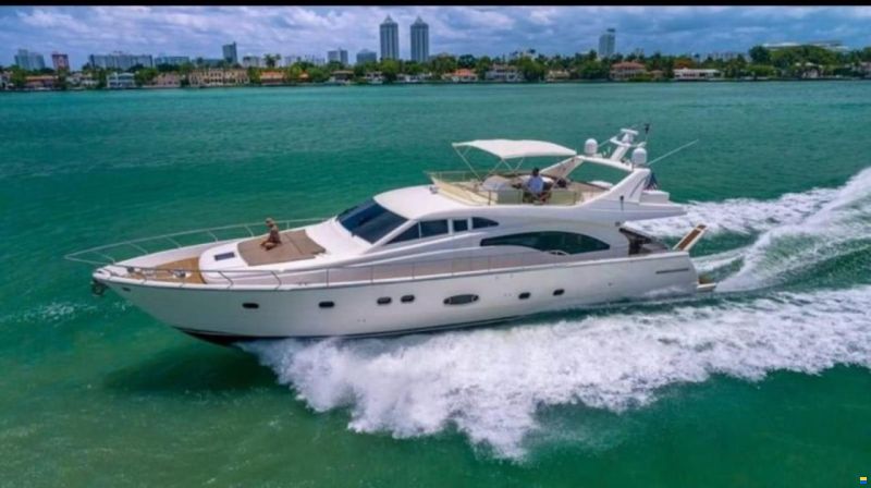 Ferretti 680
