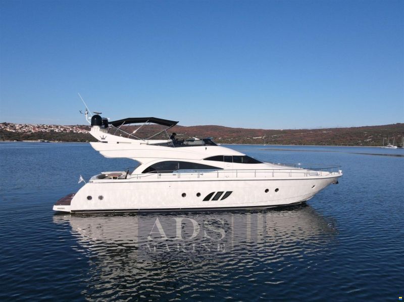 Dominator 62