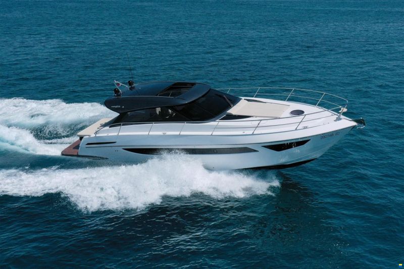 Focus Motor Yacht Power 44