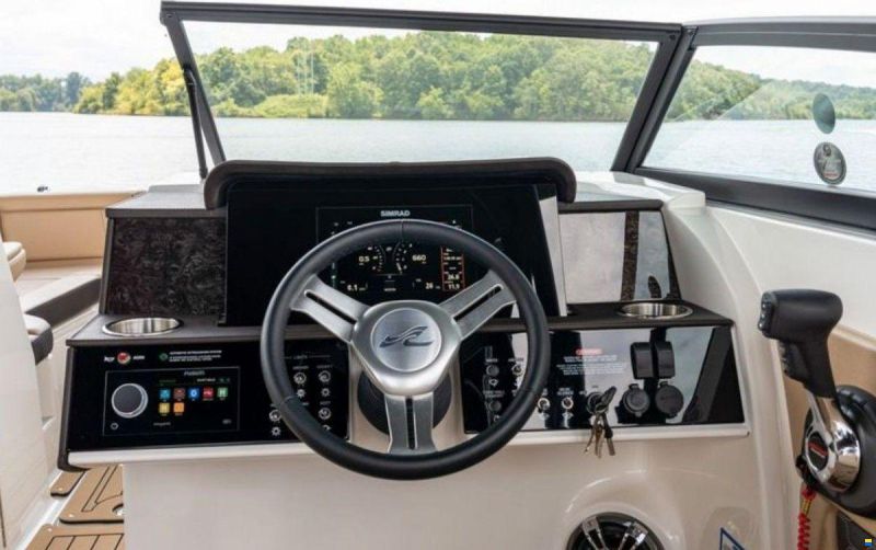 Sea Ray 290 SDX