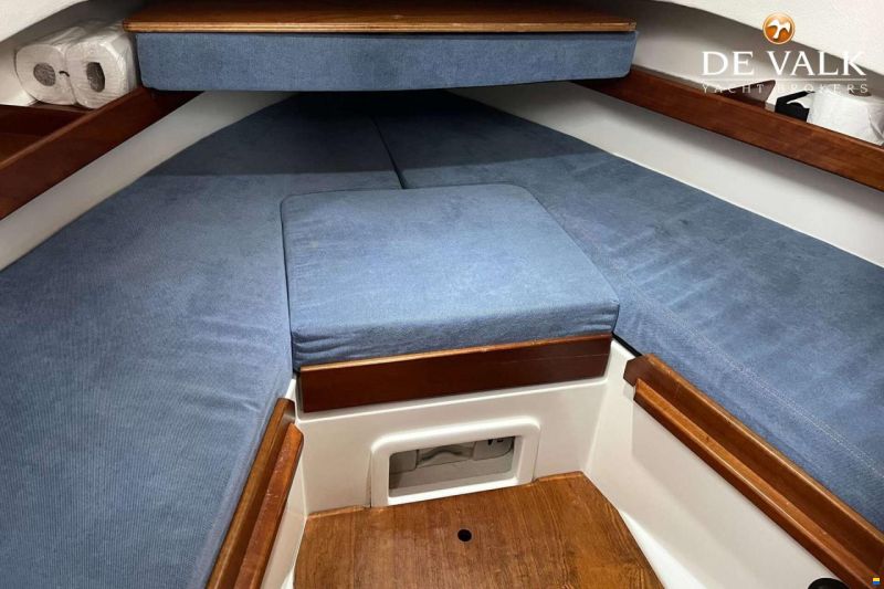 Rhea Marine 750