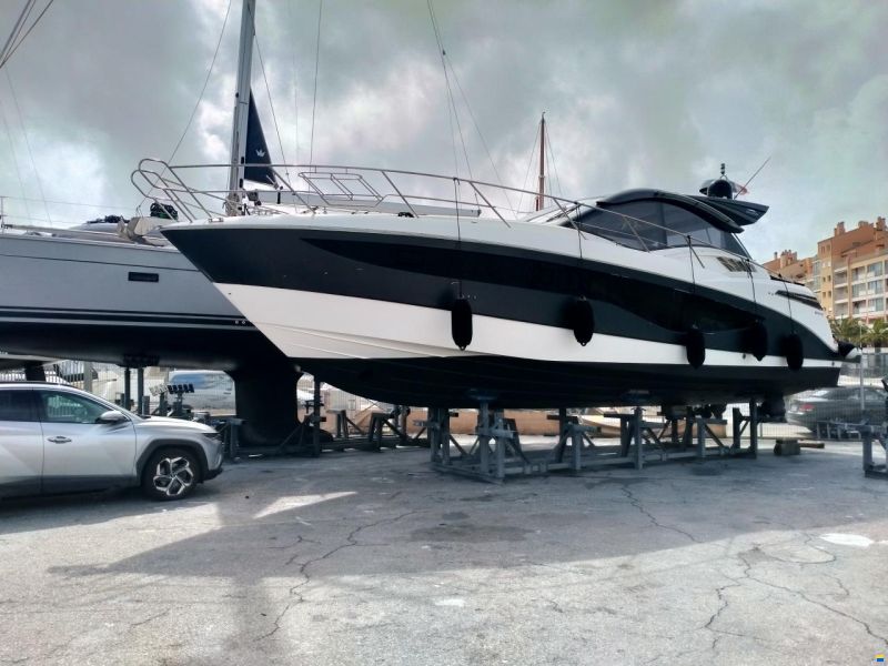 Galeon 445 HTS