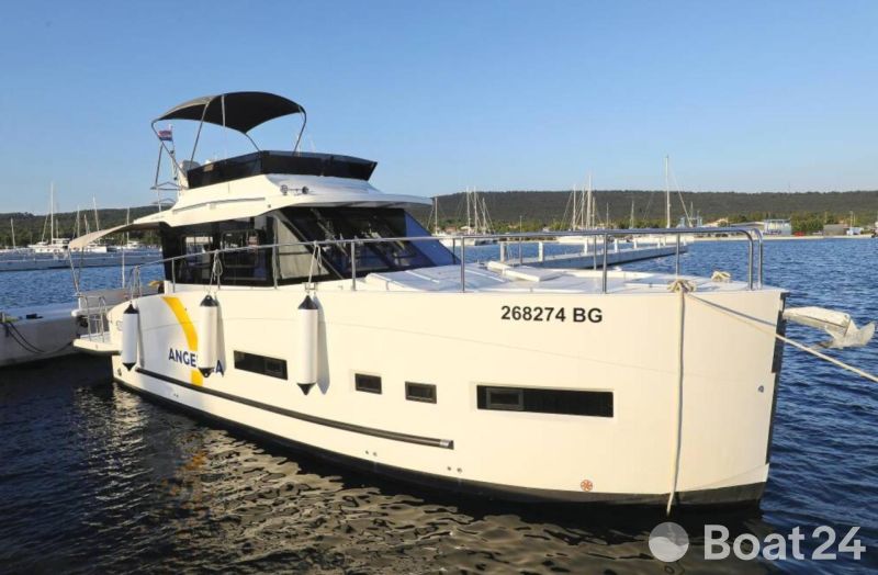 Cobra Futura 40 Grand Horizon