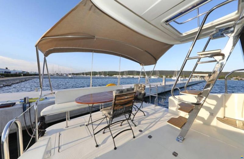 Cobra Futura 40 Grand Horizon