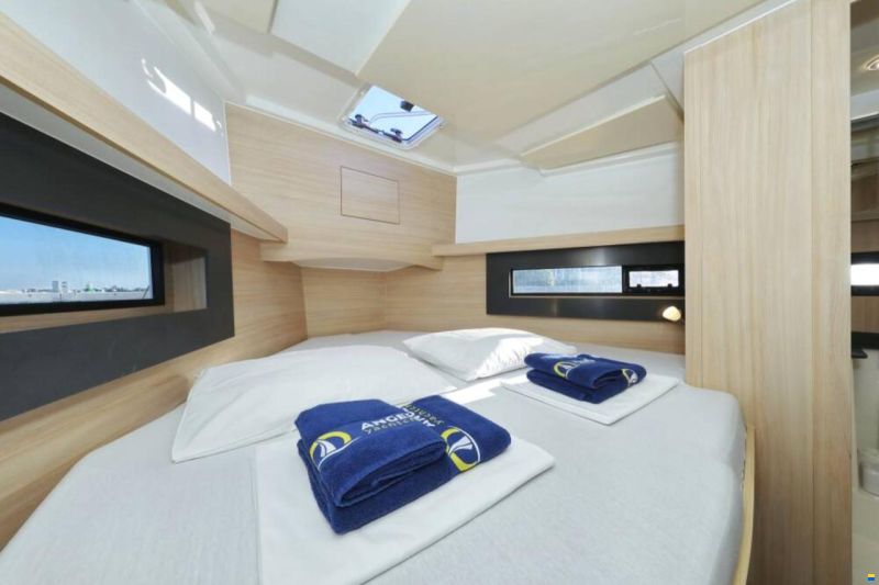 Cobra Futura 40 Grand Horizon