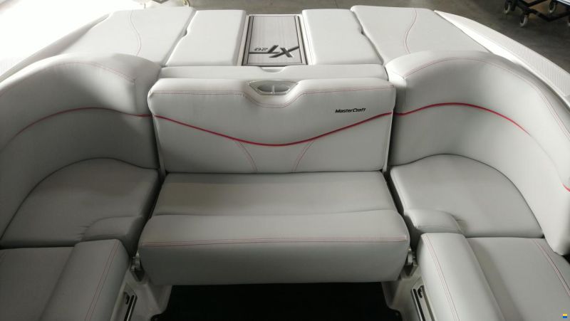 MasterCraft XT20