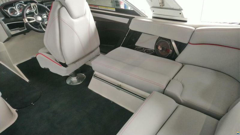 MasterCraft XT20