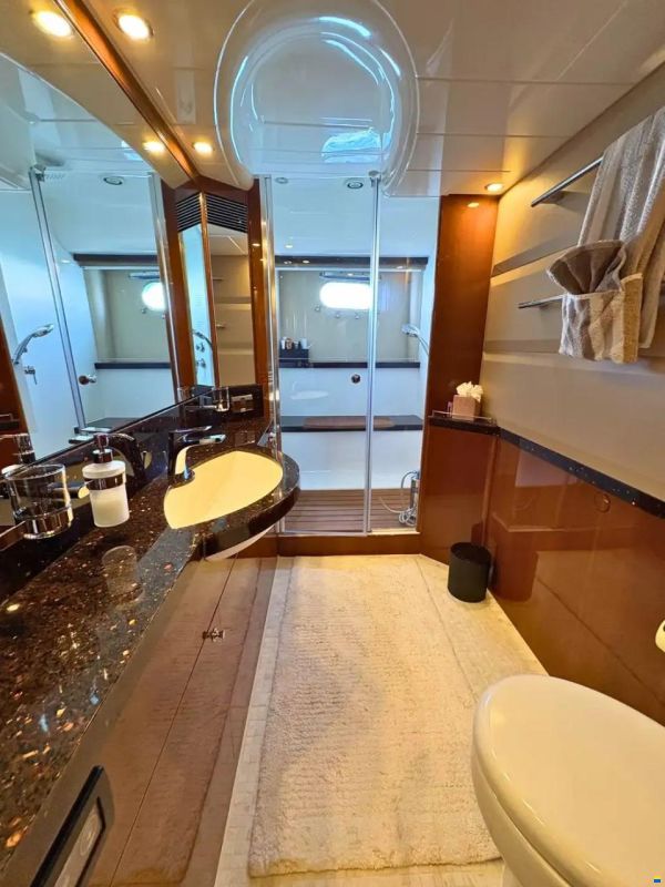 Princess 21M