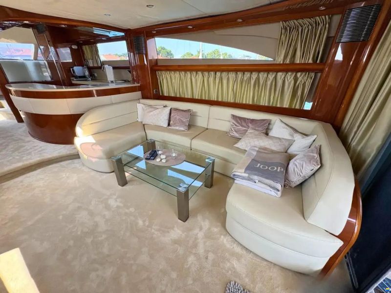 Princess 21M
