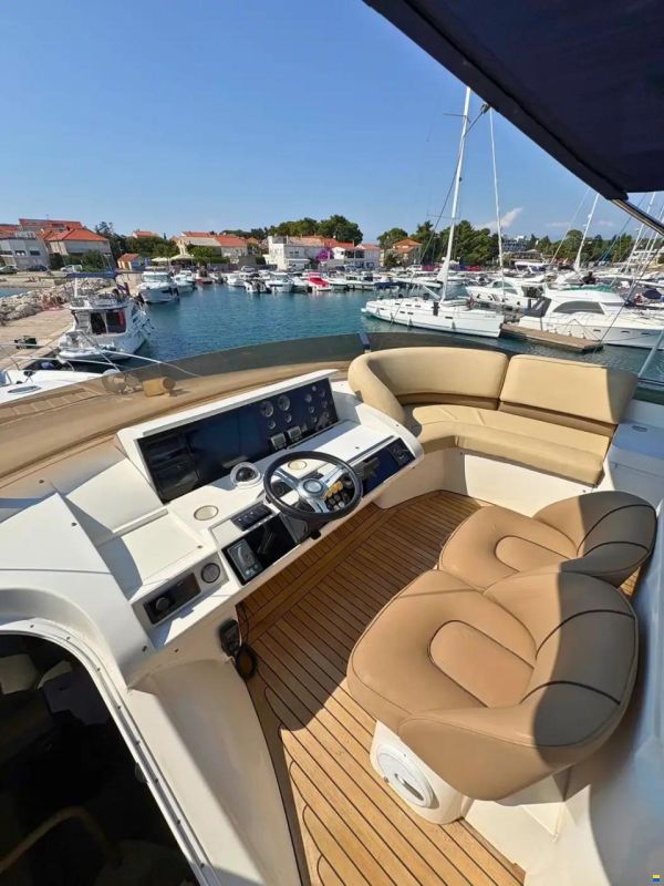 Princess 21M