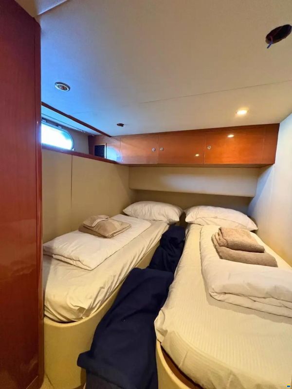Princess 21M