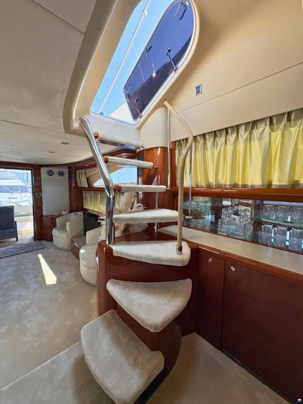 Princess 21M