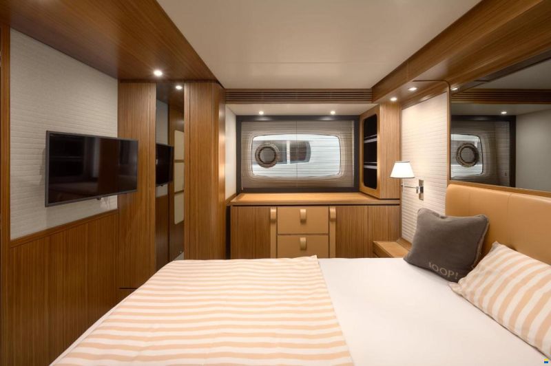 Azimut Magellano 66