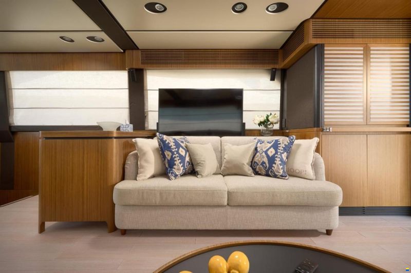 Azimut Magellano 66