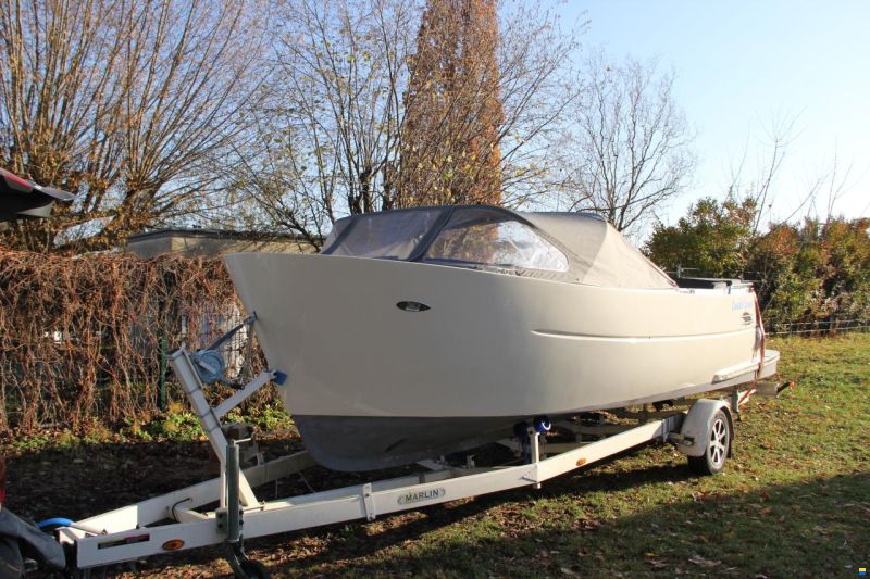Primeur Tender 710