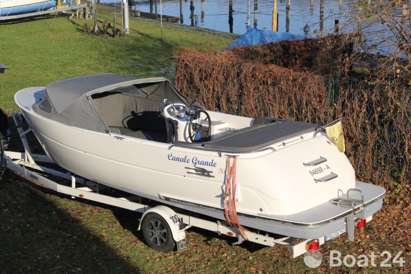 Primeur Tender 710