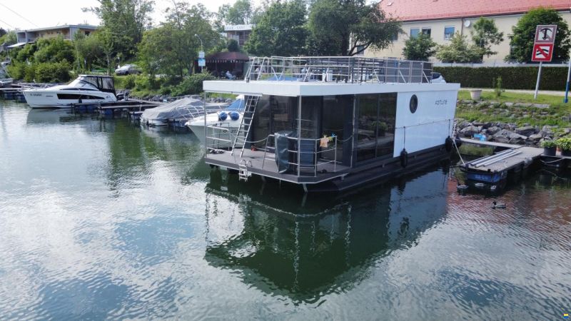 Trimaran