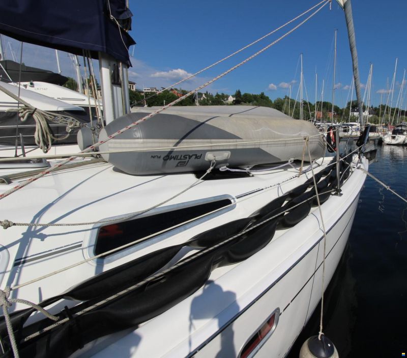 Legend 36