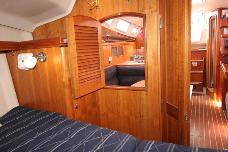 Legend 36