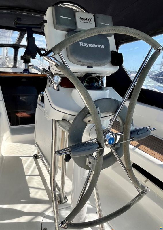 Legend 36