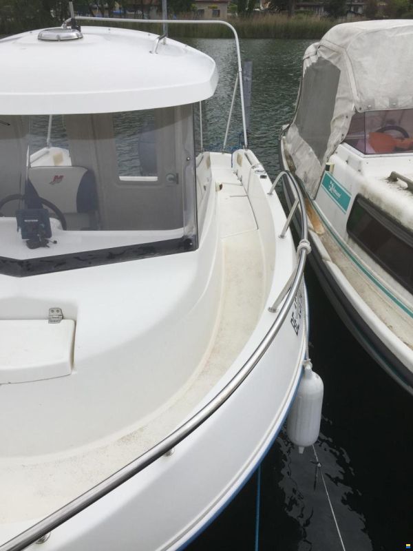 Quicksilver 500 Pilothouse