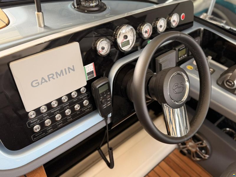 Cranchi E26