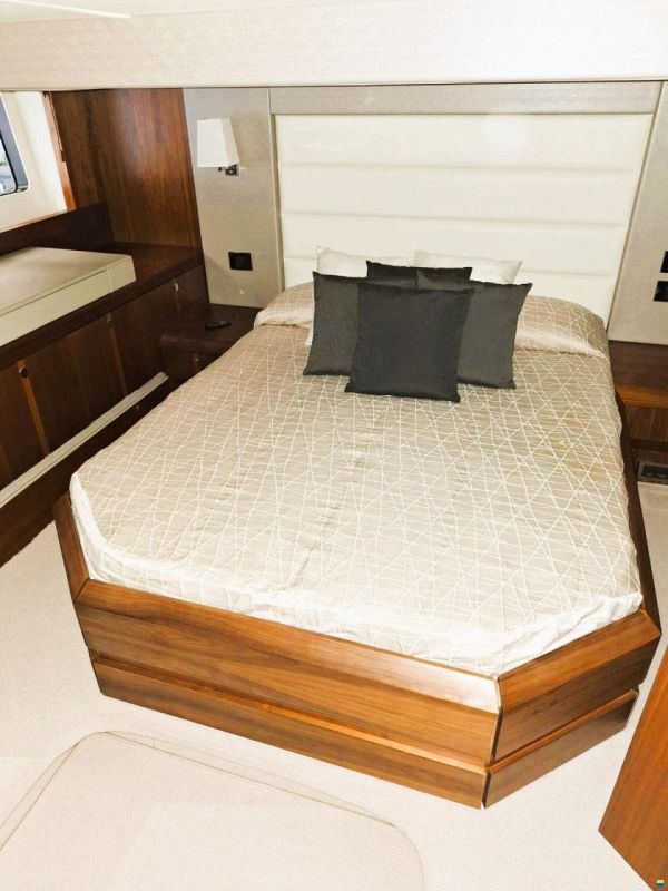 Sunseeker San Remo 485