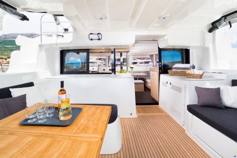 Lagoon 46