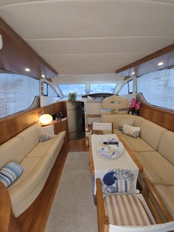 Intermare 43 FLY