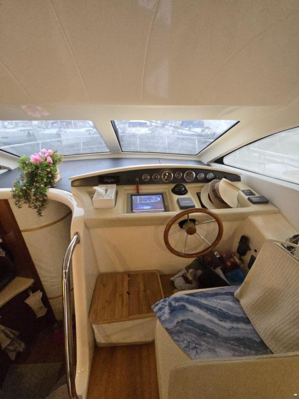 Intermare 43 FLY